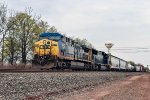 CSX 440 on M-404